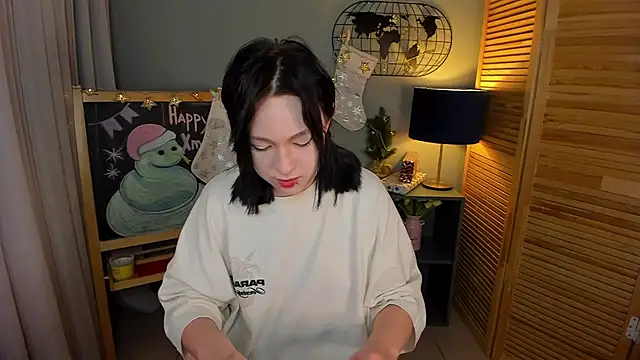 fiamoory online show from January 2025 08:28:01 AM