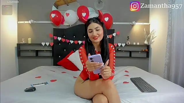 zamanthapalmer1 online show from February 2025 04:20:01 PM