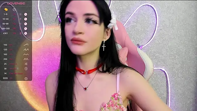 Molly Crystall online show from June 2026 04:14:02 AM