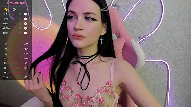 Molly Crystall online show from July 2026 02:36:02 AM