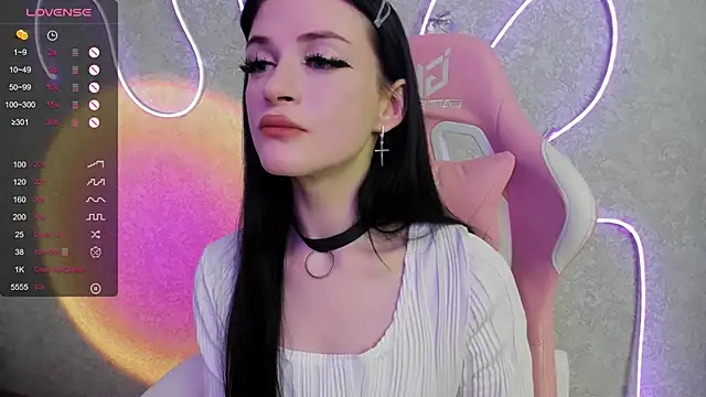 Molly Crystall online show from July 2026 03:48:01 AM
