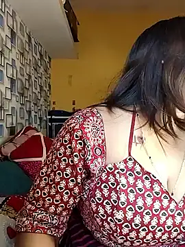 Radhikadavi879 online show from January 2026 08:41:01 AM