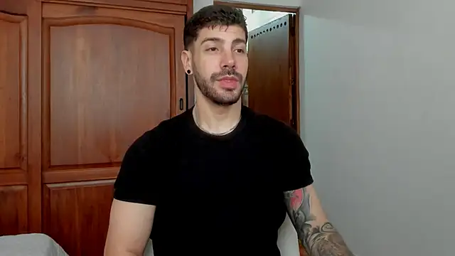 Guyinthemountain online show from June 2026 03:49:02 PM
