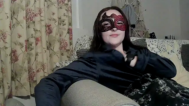 Snapshot of LexiSnowUK chatting on March 2026 09:40:02 PM LexiSnowUK online show from March 2026 09:40:02 PM