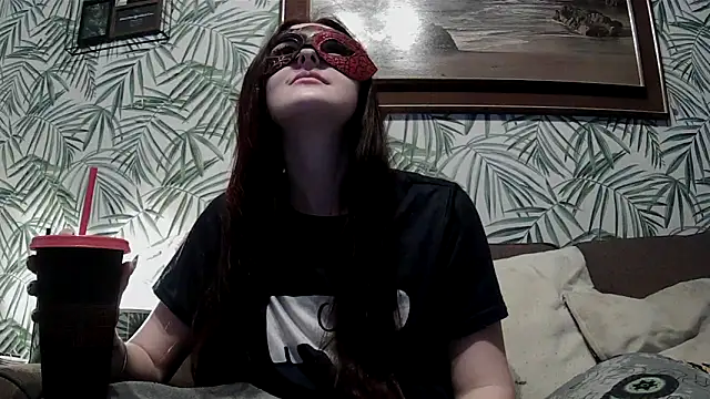 Snapshot of LexiSnowUK chatting on April 2026 09:32:02 AM LexiSnowUK online show from April 2026 09:32:02 AM