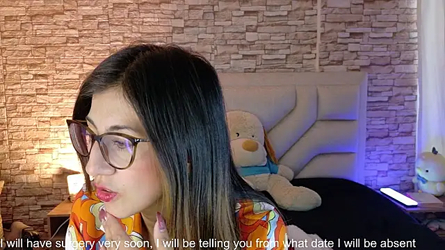 Snapshot of _jade_white_ chatting on May 2026 04:58:02 PM jade white online show from May 2026 04:58:02 PM