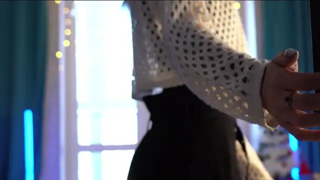 norakisses online show from December 2024 08:23:02 AM