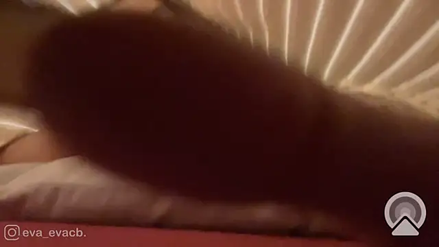 norakisses online show from January 2025 07:31:01 PM