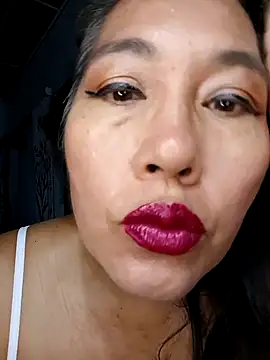 Snapshot of anniecoopeer chatting on January 2025 11:24:01 AM anniecoopeer online show from January 2025 11:24:01 AM