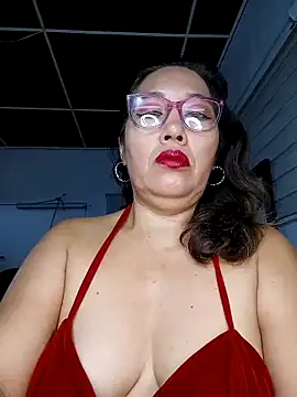 Snapshot of anniecoopeer chatting on February 2025 01:24:01 PM anniecoopeer online show from February 2025 01:24:01 PM