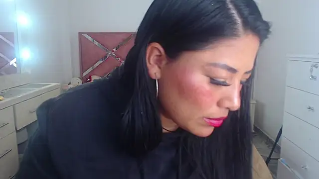 Snapshot of moan_sex2 chatting on October 2025 02:54:02 AM moan sex2 online show from October 2025 02:54:02 AM