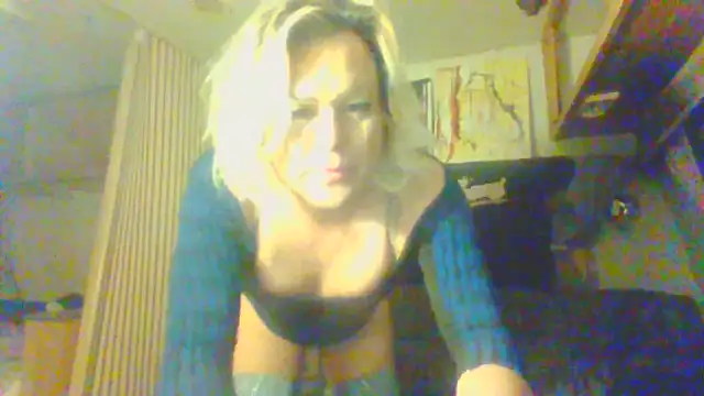 HoneyBdaQueen online show from December 2025 06:44:01 AM