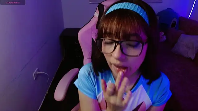 Snapshot of evie_cloud chatting on March 2025 01:32:02 AM evie cloud online show from March 2025 01:32:02 AM