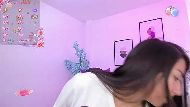 Ema louis  online show from January 2025 06:13:01 PM