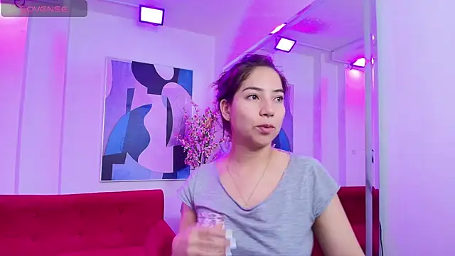 Ema louis  online show from March 2025 12:37:01 PM