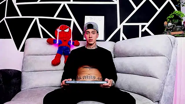 JUSTIN FULLER1 online show from March 2025 09:16:01 PM