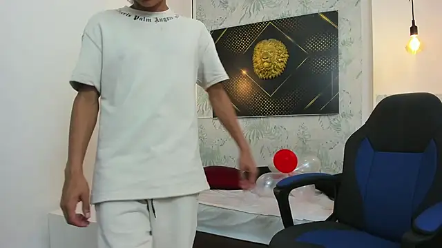 Snapshot of JordanAndAndrew chatting on February 2025 07:27:02 PM JordanAndAndrew online show from February 2025 07:27:02 PM