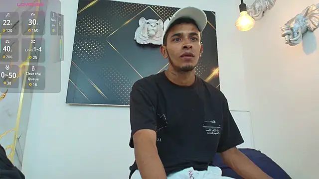 Snapshot of JordanAndAndrew chatting on October 2025 07:43:01 PM JordanAndAndrew online show from October 2025 07:43:01 PM