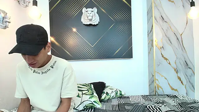 Snapshot of JordanAndAndrew chatting on November 2025 09:03:02 PM JordanAndAndrew online show from November 2025 09:03:02 PM