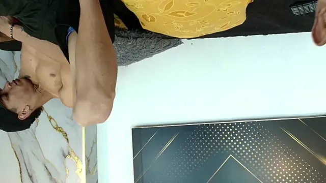 Snapshot of JordanAndAndrew chatting on December 2025 09:22:02 PM JordanAndAndrew online show from December 2025 09:22:02 PM