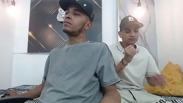 Snapshot of JordanAndAndrew chatting on January 2026 09:29:01 PM JordanAndAndrew online show from January 2026 09:29:01 PM