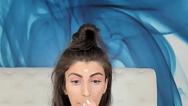 Snapshot of SkinnyDolly chatting on October 2025 02:10:01 AM SkinnyDolly online show from October 2025 02:10:01 AM