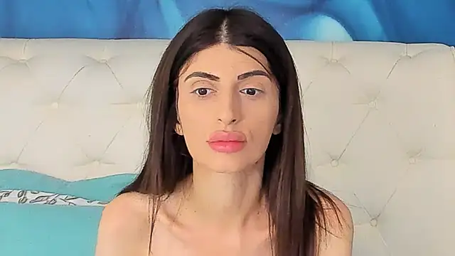 SkinnyDolly online show from July 2026 04:04:01 AM