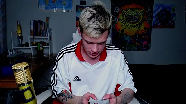 hornyadamsex online show from April 2026 03:20:01 PM