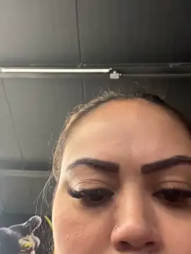 Snapshot of lariic chatting on September 2025 06:07:01 PM lariic online show from September 2025 06:07:01 PM