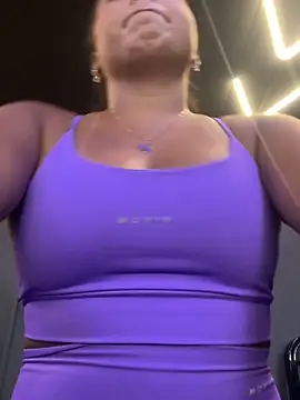 Snapshot of lariic chatting on September 2025 07:27:02 PM lariic online show from September 2025 07:27:02 PM