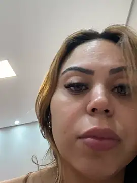 lariic online show from March 2026 11:37:01 AM