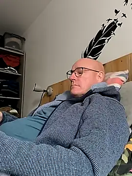 bogland33 online show from October 2025 11:55:01 AM