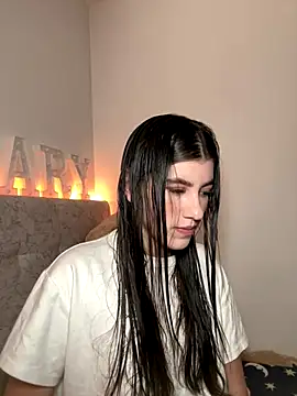 ARITOO  online show from November 2025 09:20:02 PM