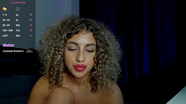 Snapshot of CurlyAnt0 chatting on February 2025 10:21:01 PM CurlyAnt0 online show from February 2025 10:21:01 PM