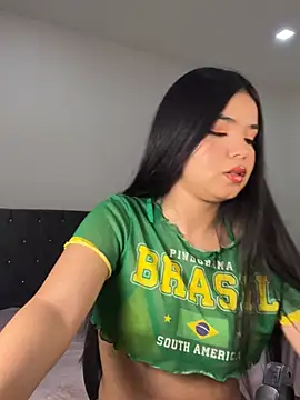 AuroraFiore online show from March 2026 03:00:02 AM