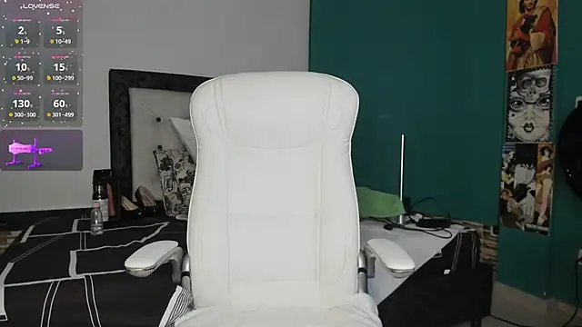 Snapshot of kinky_polar chatting on February 2026 03:46:02 AM kinky polar online show from February 2026 03:46:02 AM