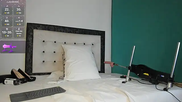 Snapshot of kinky_polar chatting on February 2026 04:00:01 AM kinky polar online show from February 2026 04:00:01 AM