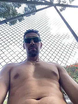 Snapshot of dantedesirexx chatting on January 2025 06:07:01 PM dantedesirexx online show from January 2025 06:07:01 PM