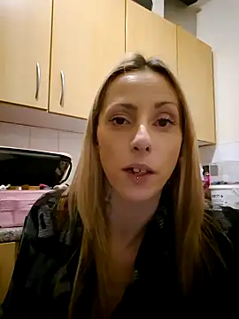 Goddess Aveena online show from December 2024 11:47:02 PM