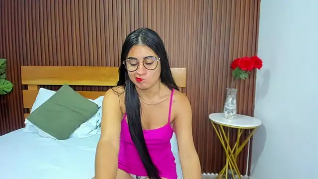 evelin leroy online show from December 2024 12:08:02 PM
