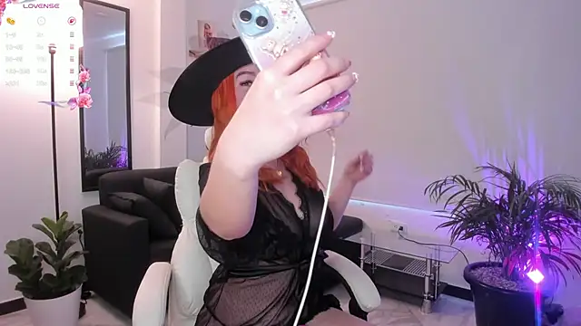 Niicoleta online show from October 2025 06:17:02 PM