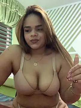 Evabigass online show from December 2024 06:39:02 PM