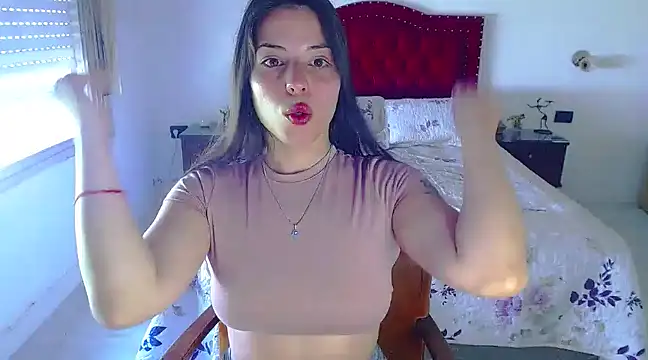 Snapshot of Alma-Mora chatting on December 2024 04:16:02 PM Alma-Mora online show from December 2024 04:16:02 PM