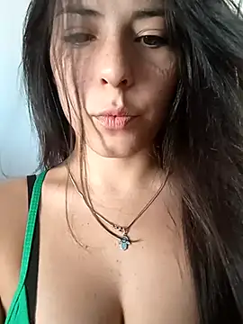 Snapshot of Alma-Mora chatting on February 2025 07:16:02 PM Alma-Mora online show from February 2025 07:16:02 PM