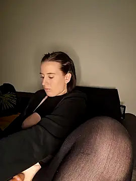 Snapshot of lindsay_33off chatting on January 2025 11:51:01 PM lindsay 33off online show from January 2025 11:51:01 PM