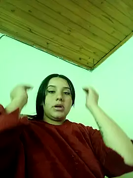 Snapshot of keyle_lewis23 chatting on January 2025 04:48:01 PM keyle lewis23 online show from January 2025 04:48:01 PM