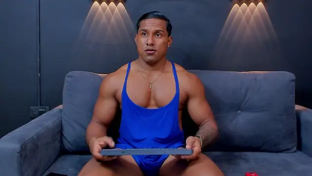 CallumMuscle online show from January 2025 01:18:02 AM