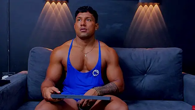 CallumMuscle online show from February 2025 04:55:01 AM