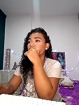 evafoxs online show from February 2025 12:38:02 AM