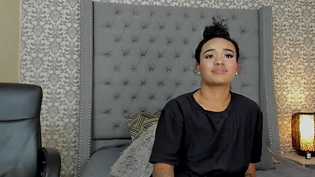 evafoxs online show from March 2025 07:29:02 PM